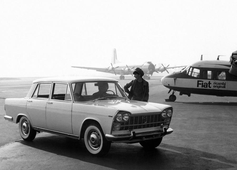  Fiat 2300 Lusso 1963 года  (фото 2 из 2)